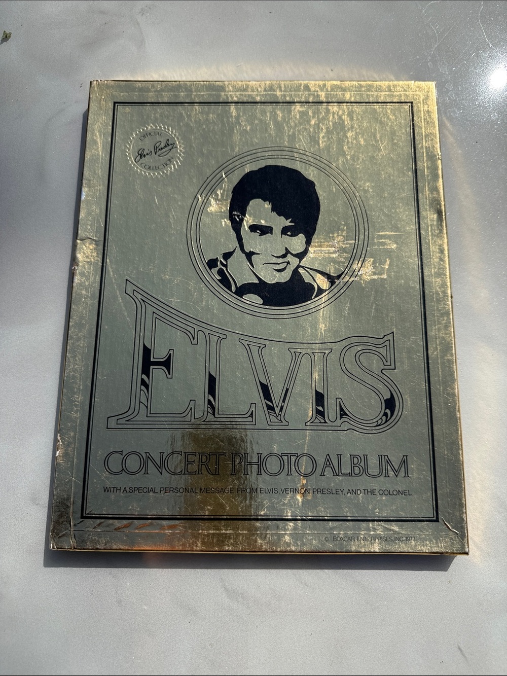 Official Elvis Gold and Black Concert Photo Album1977